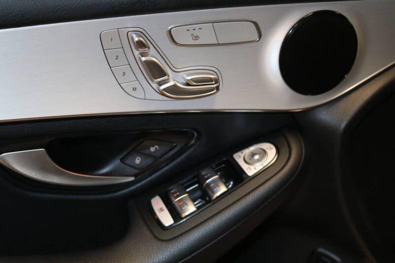 2021 Mercedes-Benz GLC GLC 300