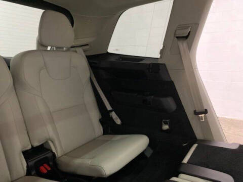2025 Volvo XC90 B5 Core Bright Theme