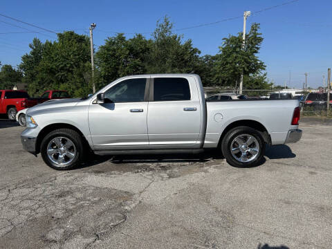 2016 RAM 1500 SLT