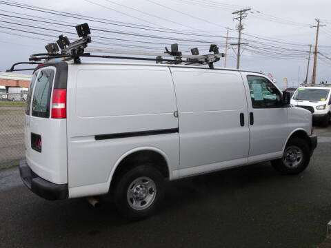 2017 Chevrolet Express 2500