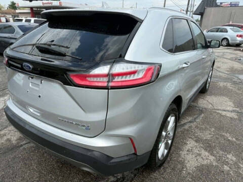 2019 Ford Edge Titanium