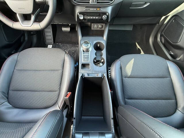 2026 Ford Escape Hybrid ST-Line Select