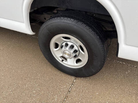 2021 Chevrolet Express 2500