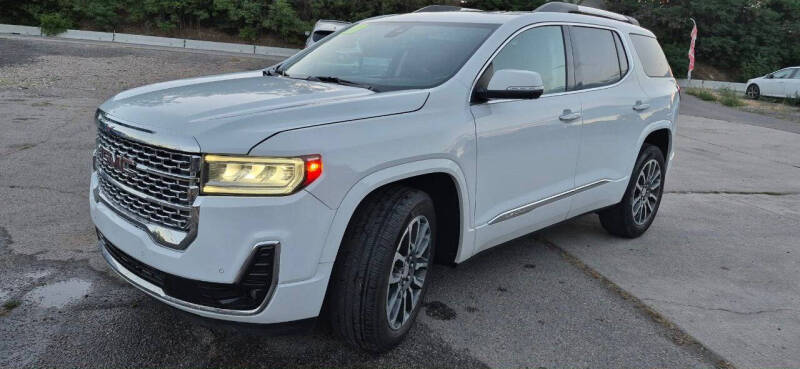 2020 GMC Acadia Denali
