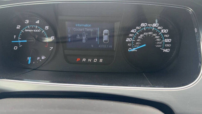 2016 Ford Taurus SEL
