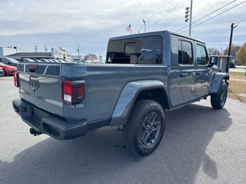 2026 Jeep Gladiator Sport S