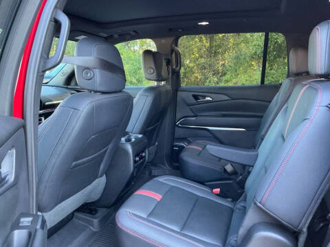 2024 Chevrolet Traverse RS