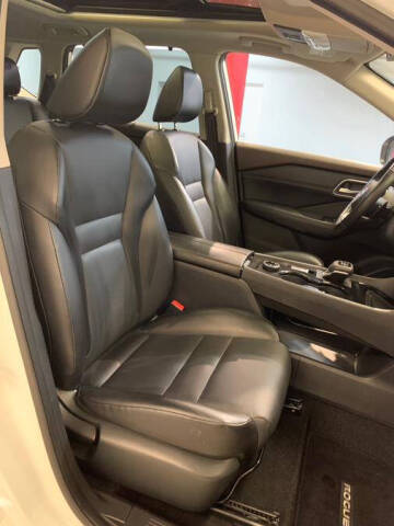 2021 Nissan Rogue SV