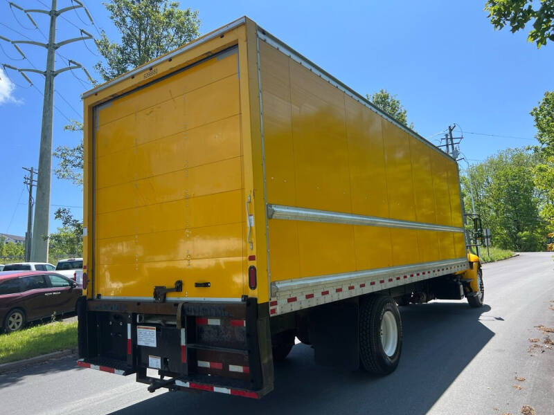 2018 International DuraStar 4300