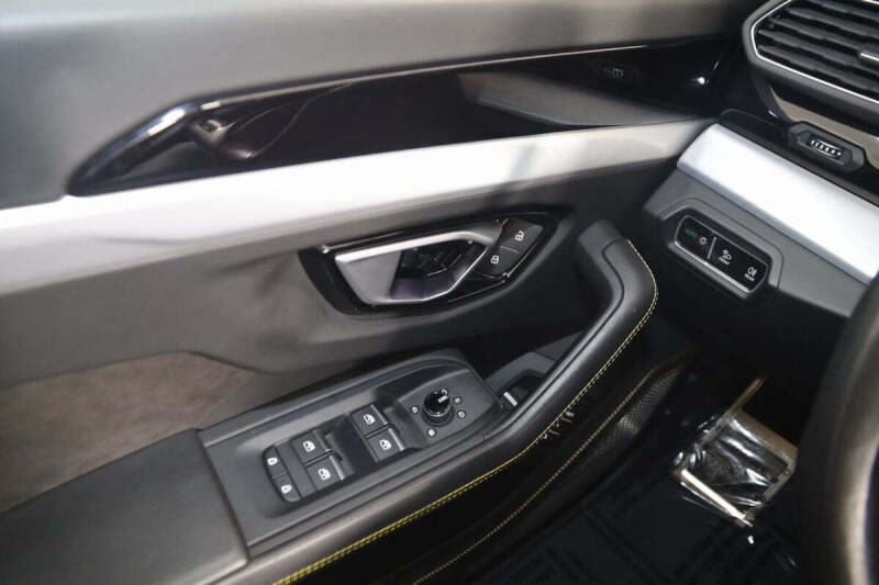 2021 Lamborghini Urus