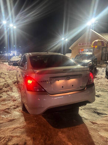 2019 Nissan Versa SV