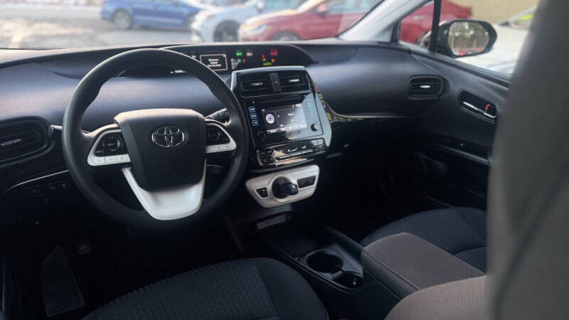 2017 Toyota Prius Two