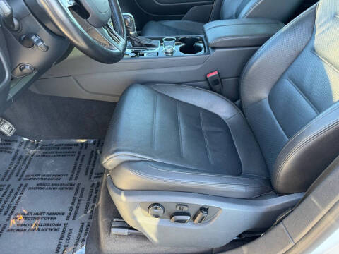 2017 Volkswagen Touareg V6 Executive