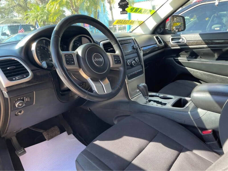 2012 Jeep Grand Cherokee Laredo