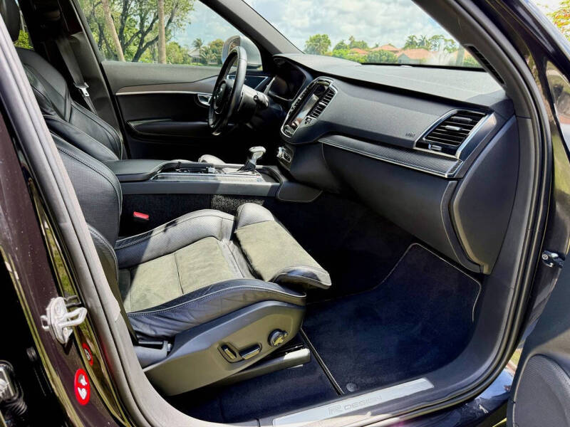 2016 Volvo XC90 T6 R-Design