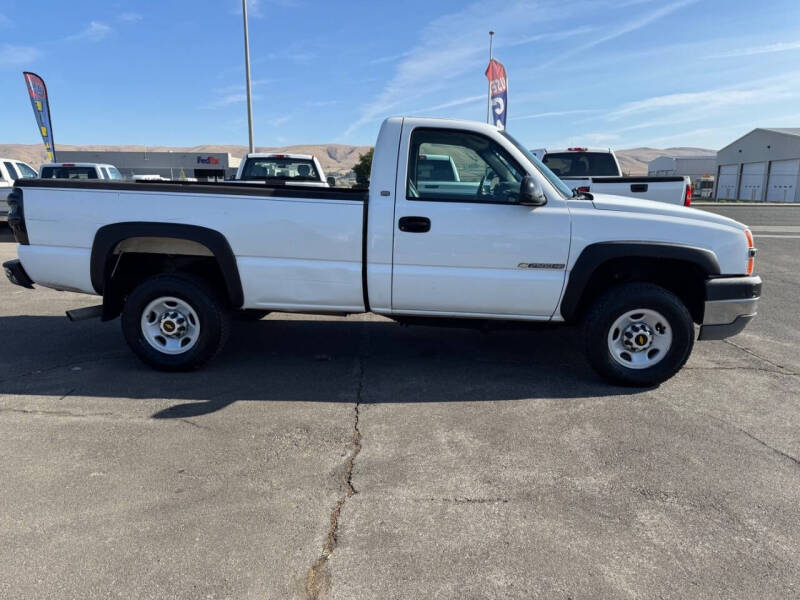 2003 Chevrolet Silverado 2500HD Work Truck