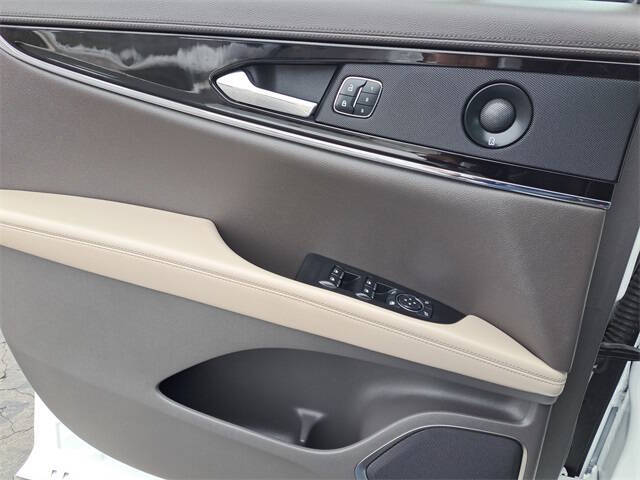 2021 Lincoln Nautilus Reserve