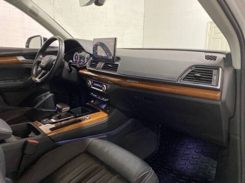 2023 Audi Q5 quattro Premium Plus 40 TFSI