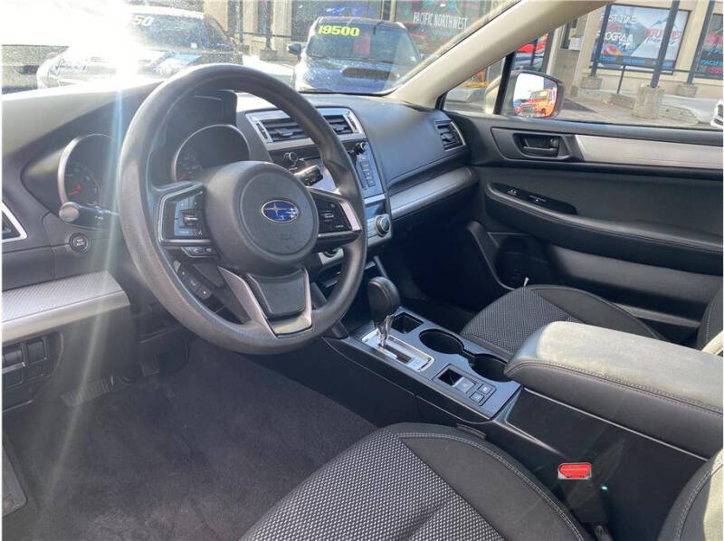 2018 Subaru Outback 2.5i