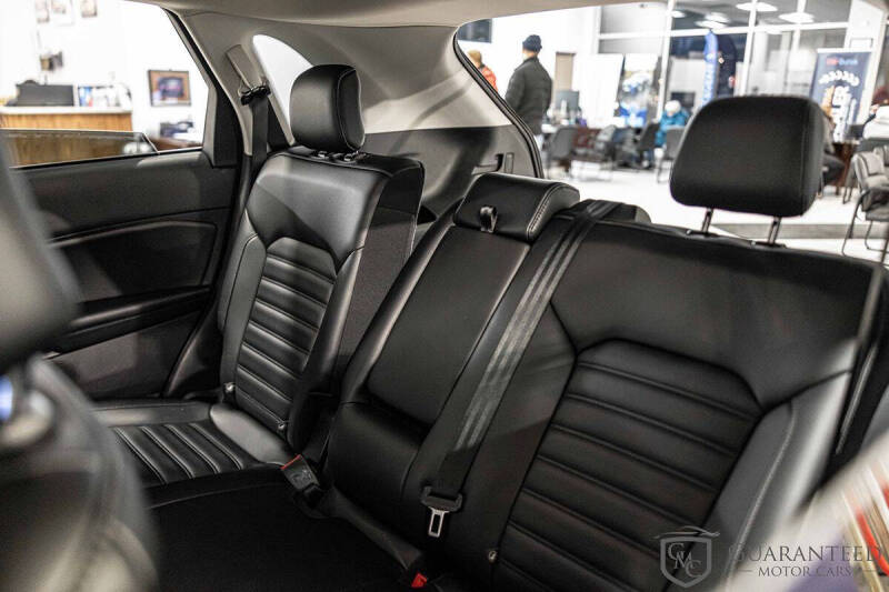 2022 Ford Edge SEL