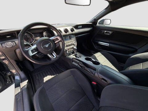 2015 Ford Mustang V6