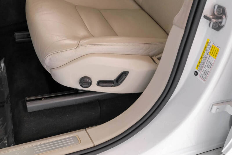 2019 Volvo XC90 T5 Momentum