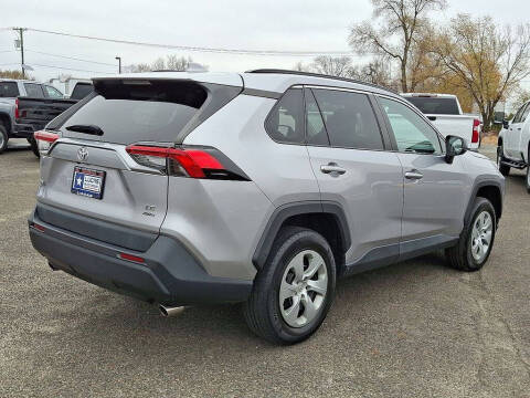 2021 Toyota RAV4 LE