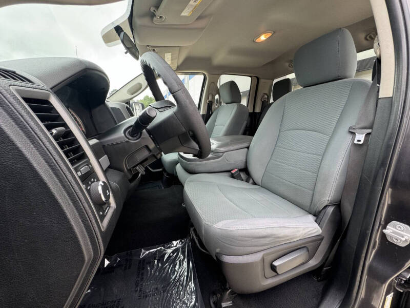 2016 RAM 1500 Express