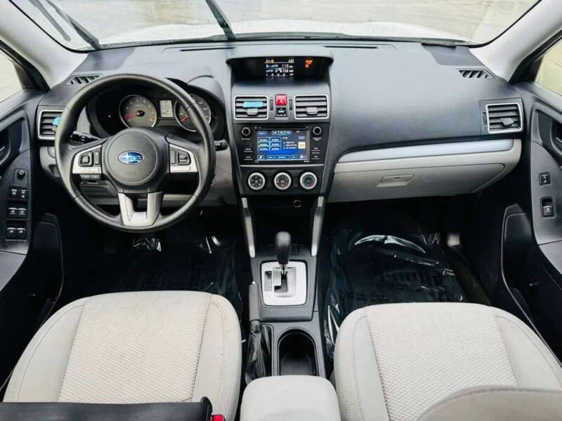 2017 Subaru Forester 2.5i