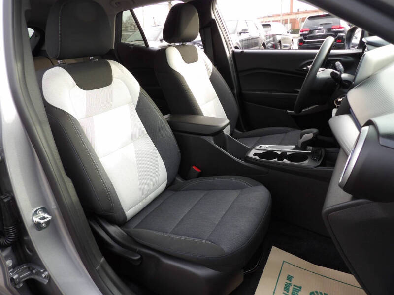 2024 Chevrolet Trax LS