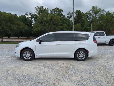 2026 Chrysler Voyager LX