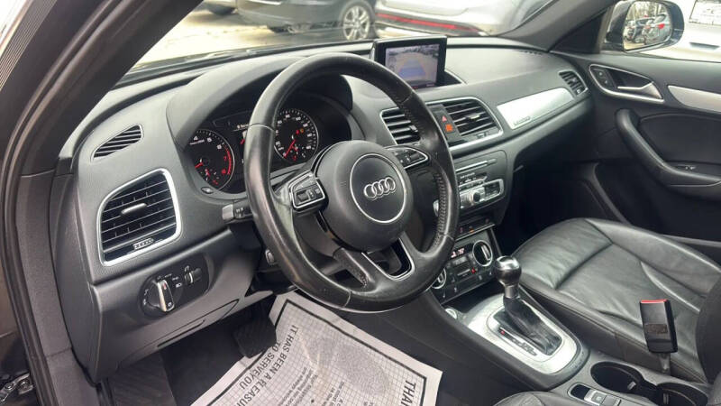 2016 Audi Q3 2.0T quattro Premium Plus