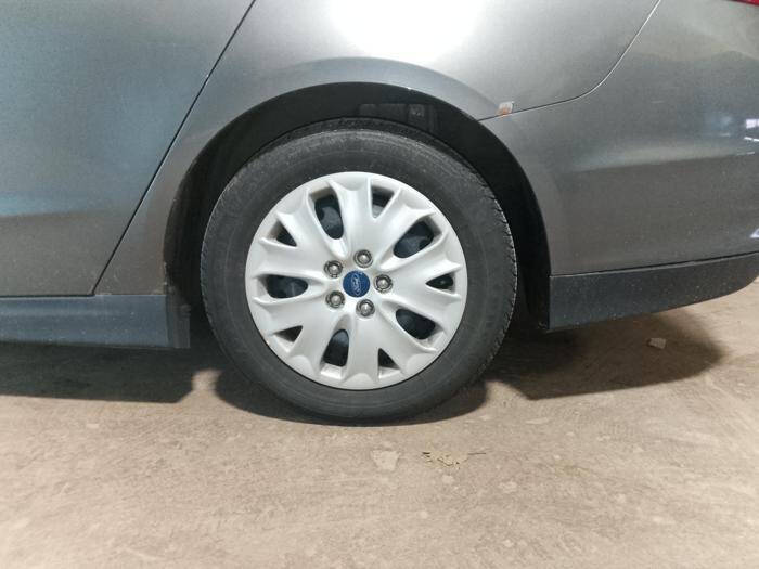 2014 Ford Fusion S