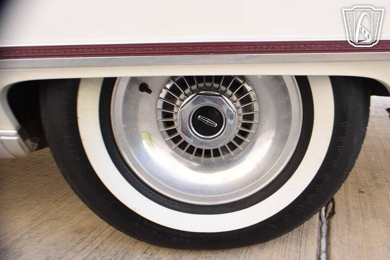 1976 Lincoln Continental