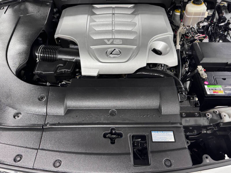 2015 Lexus LX 570