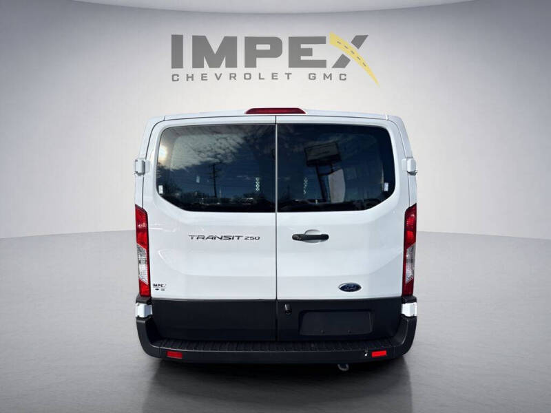 2024 Ford Transit