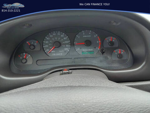 2000 Ford Mustang
