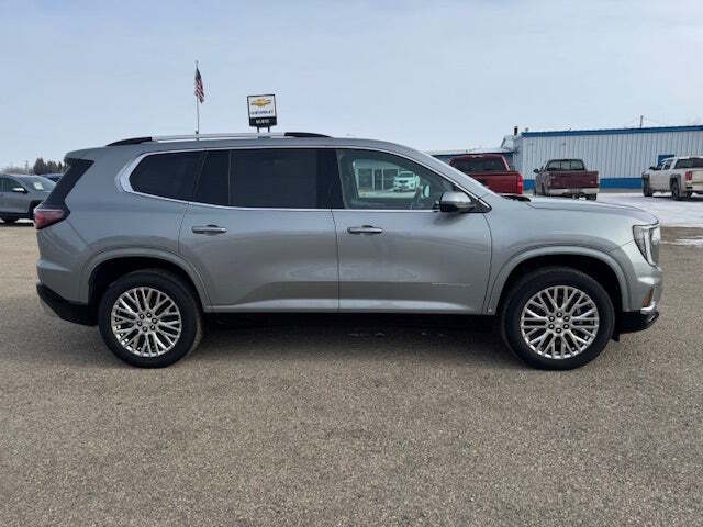 2024 GMC Acadia Denali