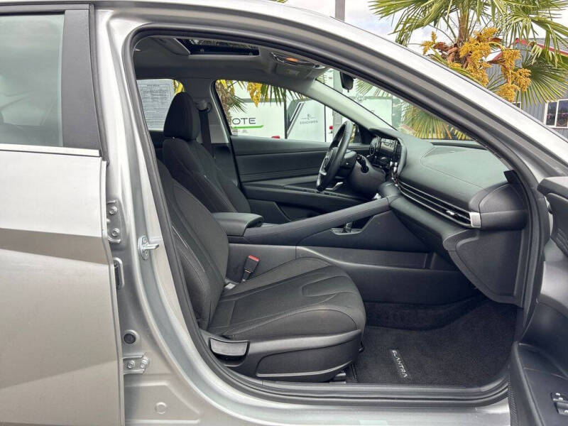 2022 Hyundai Elantra