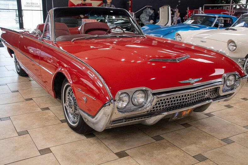 1962 Ford Thunderbird