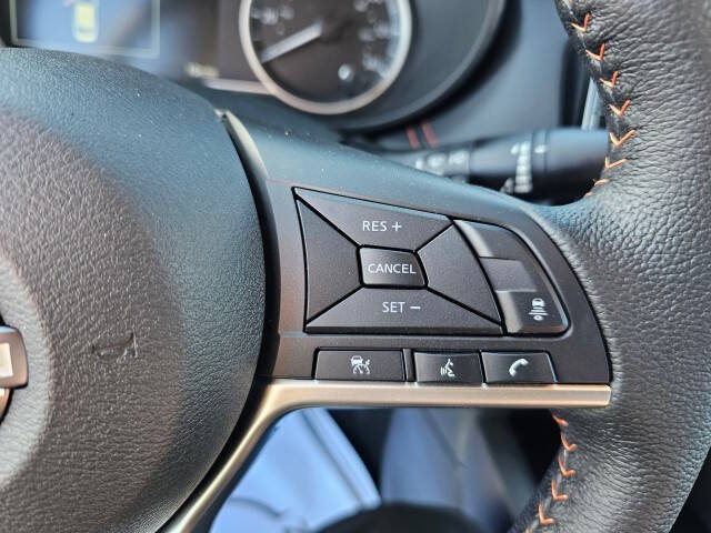 2025 Nissan Versa SR