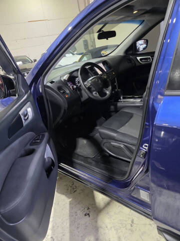 2017 Nissan Pathfinder