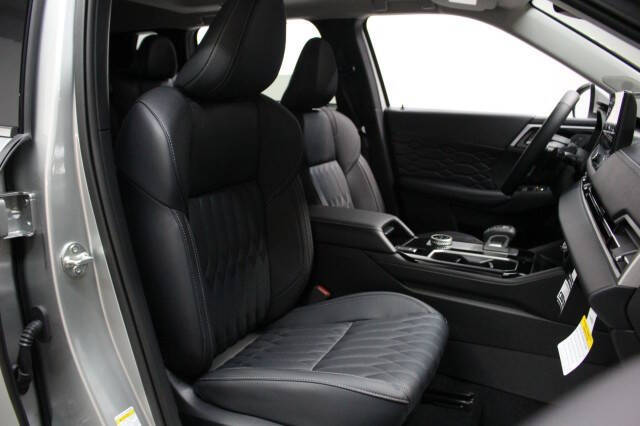 2025 Mitsubishi Outlander SEL