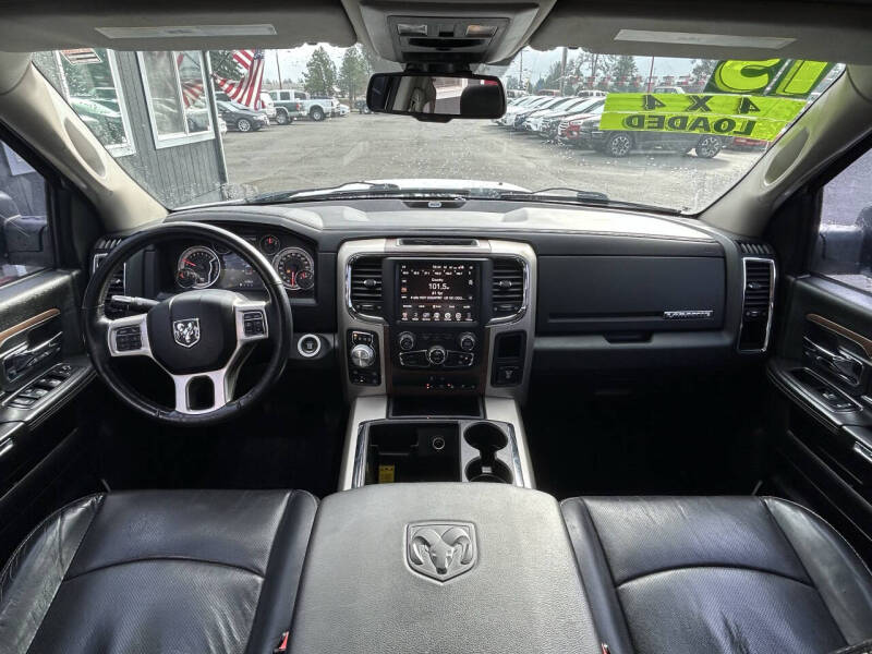 2015 RAM 1500 Laramie