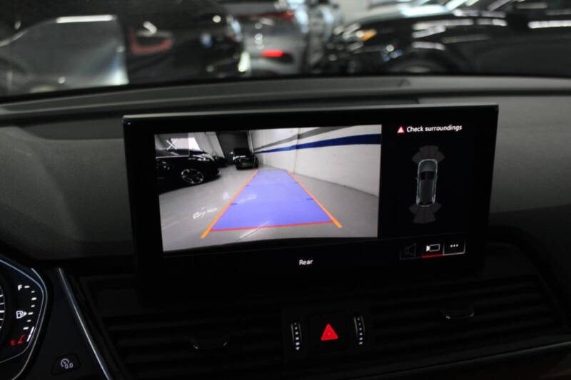 2023 Audi Q5 quattro Premium 40 TFSI