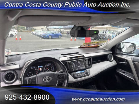 2017 Toyota RAV4 Platinum