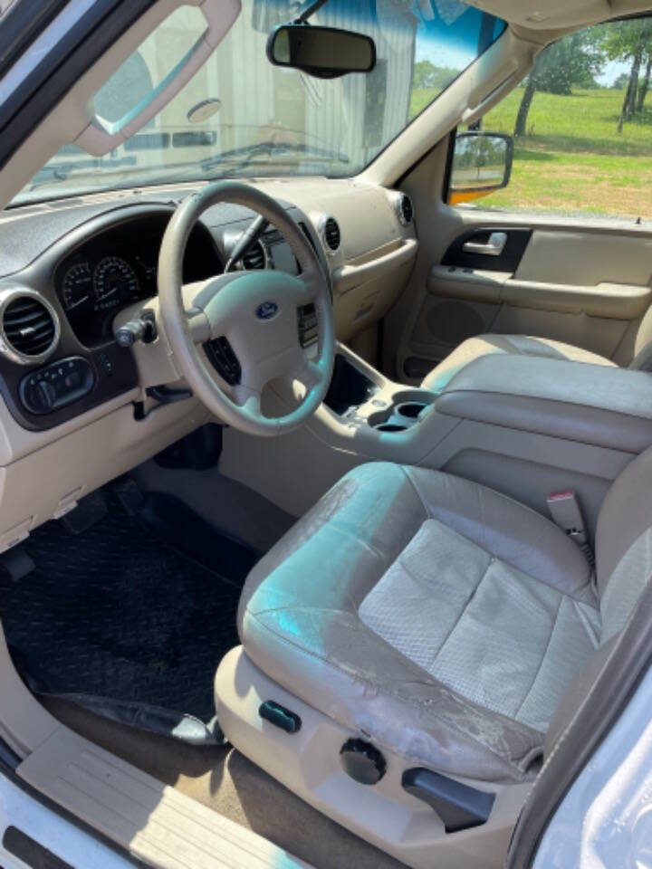 2003 Ford Expedition for sale at Cove Creek Motors LLC in Damascus, AR