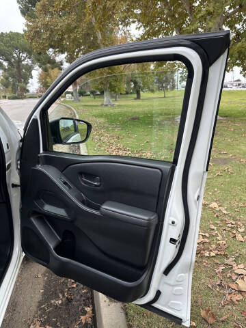 2023 Nissan Frontier