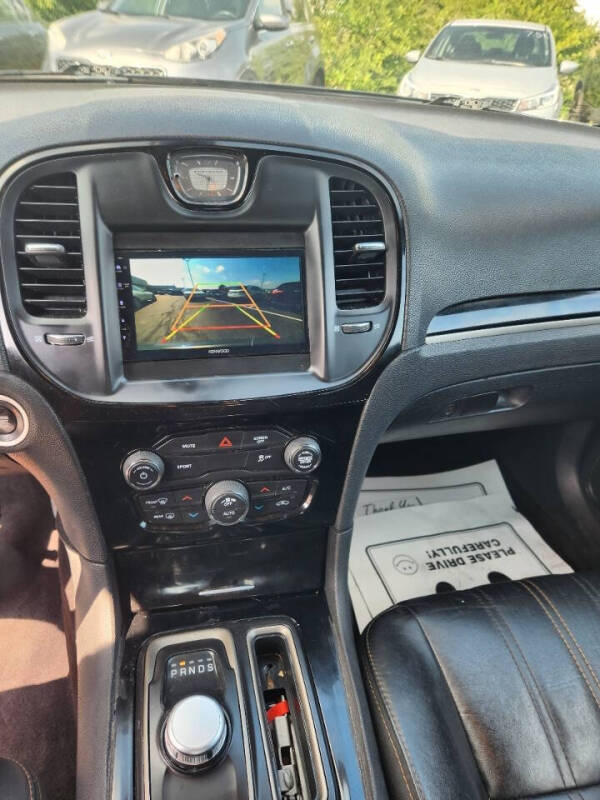 2017 Chrysler 300 S