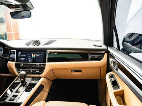 2023 Porsche Macan S